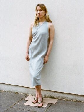 Baserange cleat dress